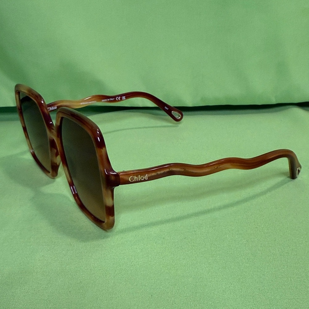 Chloé Brown Tortoiseshell Square Oversized Sunglasses - Picture 2 of 5